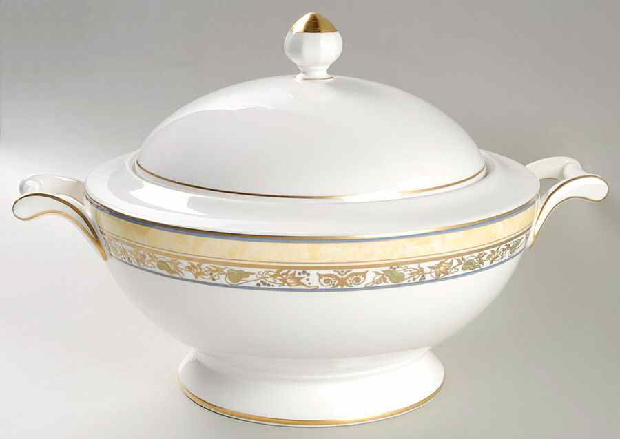 Cannes Tureen &  Lid by Villeroy & Boch-1
