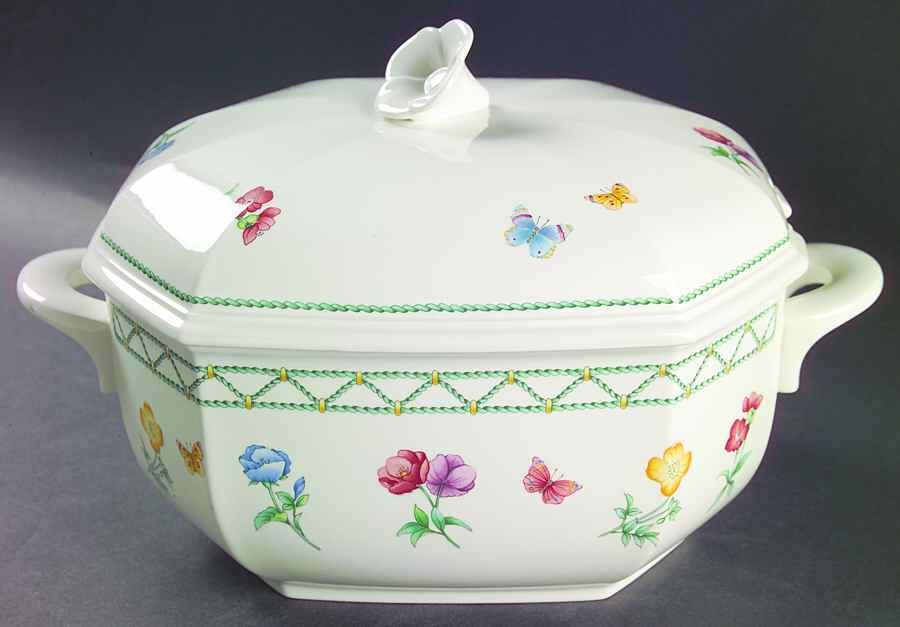 Casaverde Tureen &  Lid by Villeroy & Boch-1