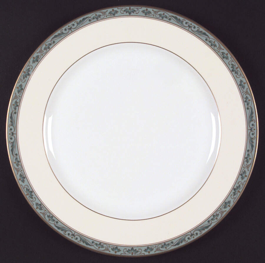 Cassis (Bone) Dinner Plate by Villeroy & Boch-1