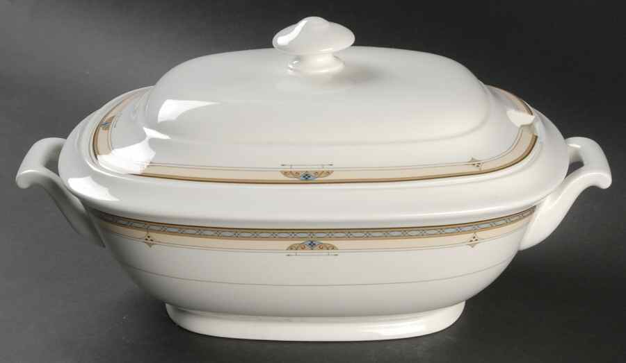 Cavalier Tureen &  Lid by Villeroy & Boch-1