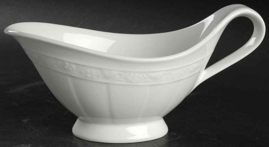Cameo White (Weiss) Gravy Boat by Villeroy & Boch-1
