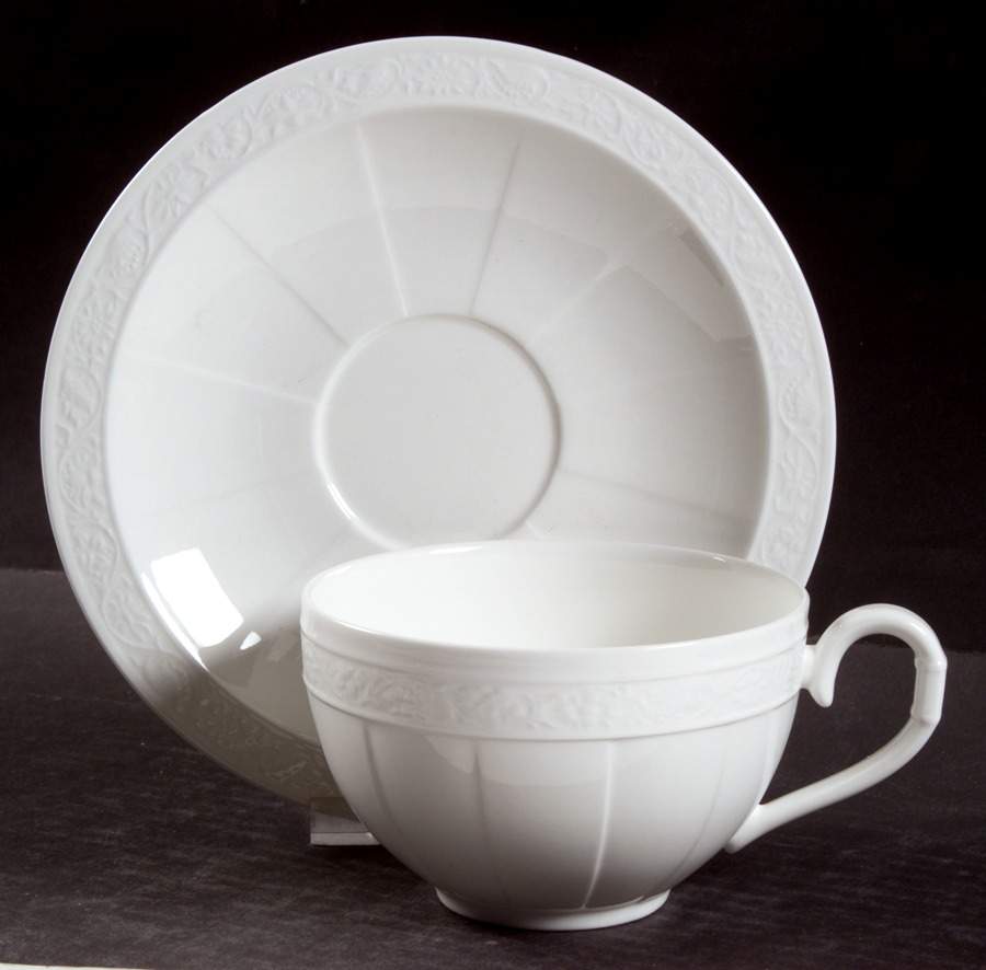 Cameo White (Weiss) Breakfast Cup & Cream Soup Saucer Set by Villeroy & Boch-1