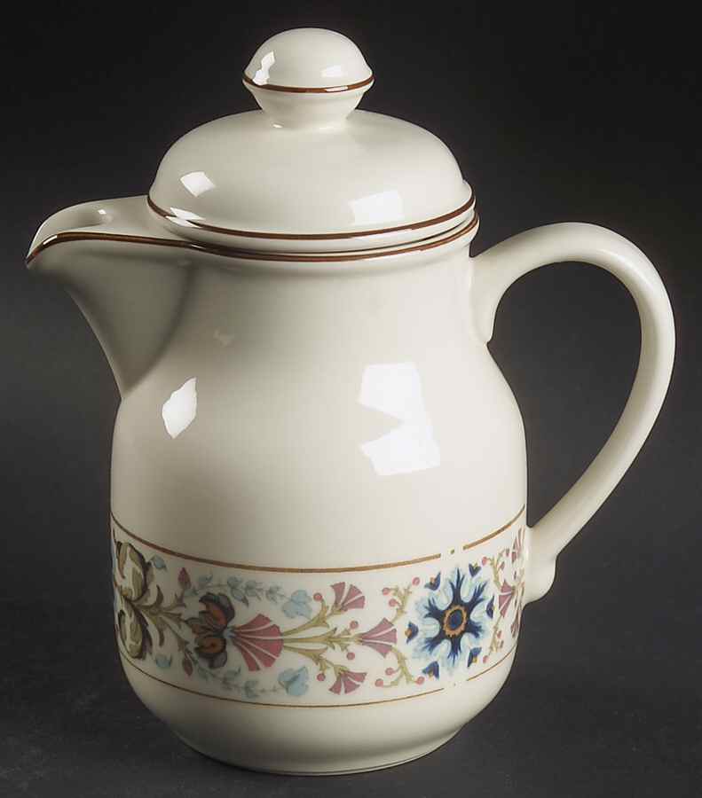 Chateau Creamer & Lid by Villeroy & Boch-1