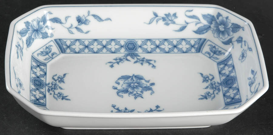 China Blue Pickle Dish by Villeroy & Boch-1