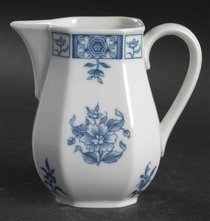 China Blue Creamer by Villeroy & Boch-1