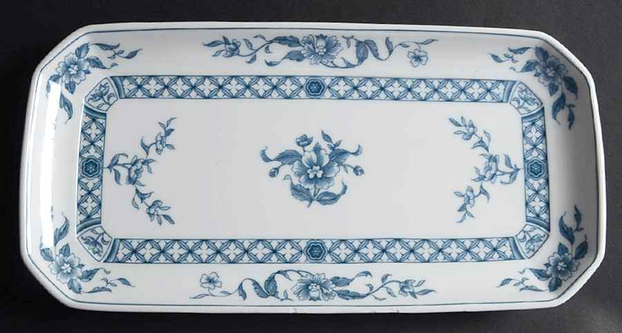 China Blue Large Sandwich Tray by Villeroy & Boch-1