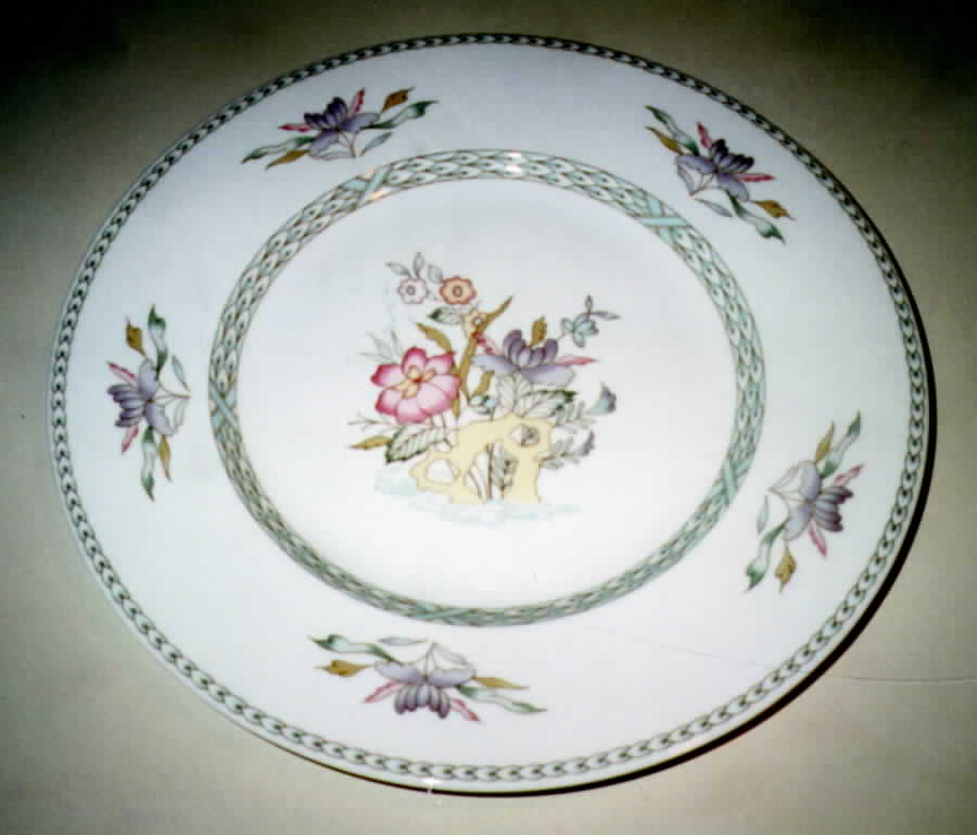Chia Ching (Heinrich) Dinner Plate by Villeroy & Boch-1