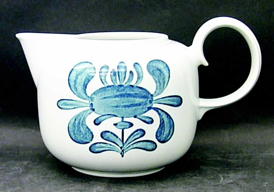 Chekiang 24 Oz Pitcher by Villeroy & Boch-1