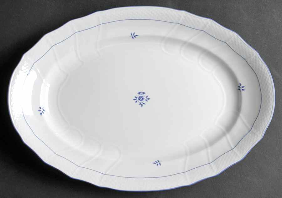 Coburg 13" Oval Serving Platter by Villeroy & Boch-1