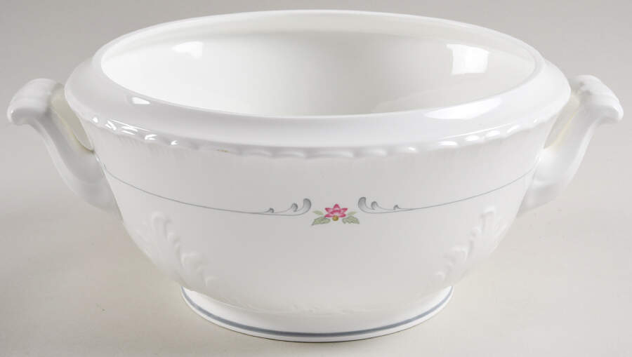 Collier Tureen No Lid by Villeroy & Boch-1