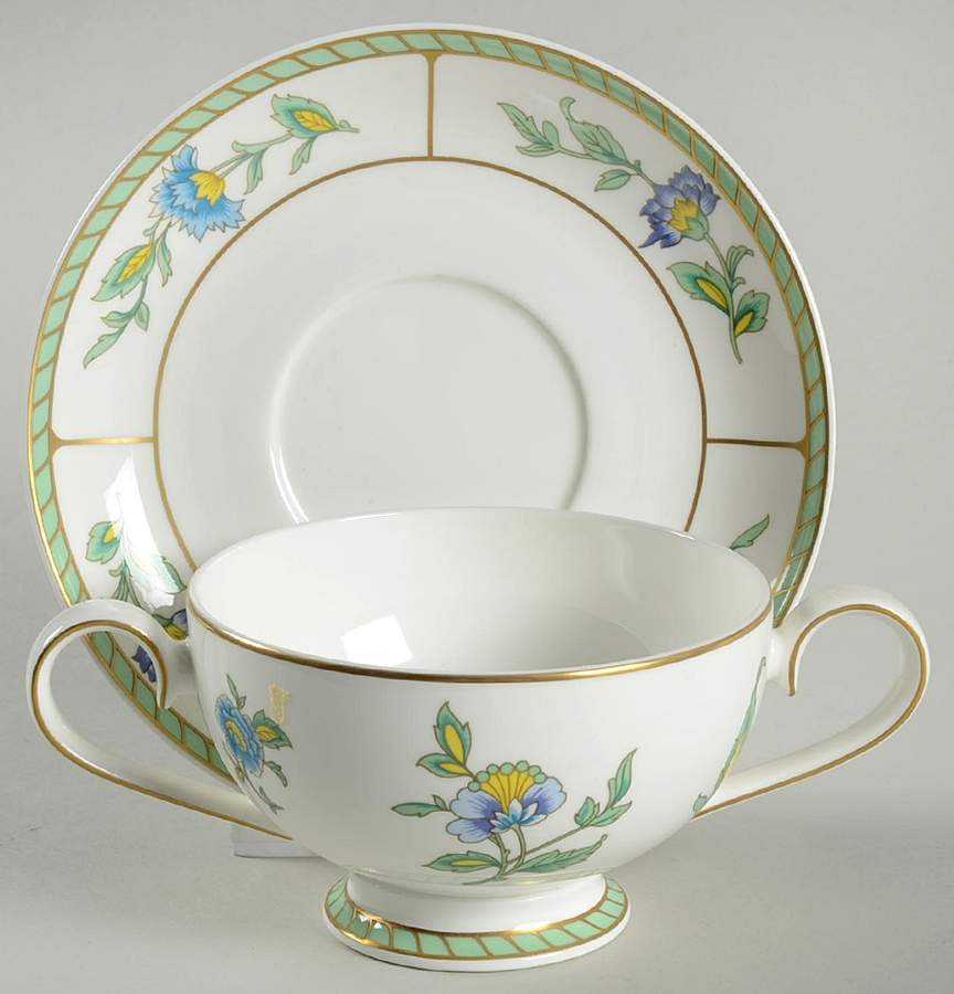 Columbia Footed Cream Soup Bowl & Saucer Set by Villeroy & Boch-1