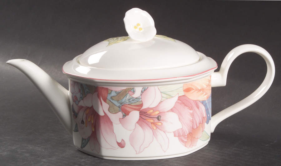 Corolla Teapot & Lid by Villeroy & Boch-1