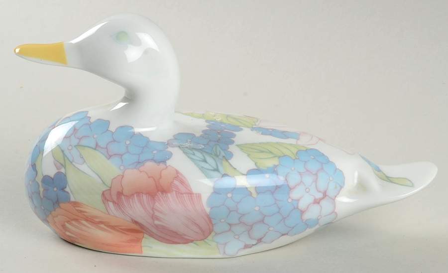 Corolla Duck Figurine by Villeroy & Boch-1