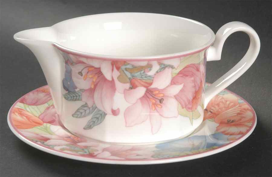Corolla Round Gravy Boat & Bread and Butter Stand by Villeroy & Boch-1