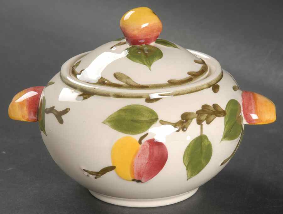 The Delicious Apple Sugar Bowl & Lid by Villeroy & Boch-1