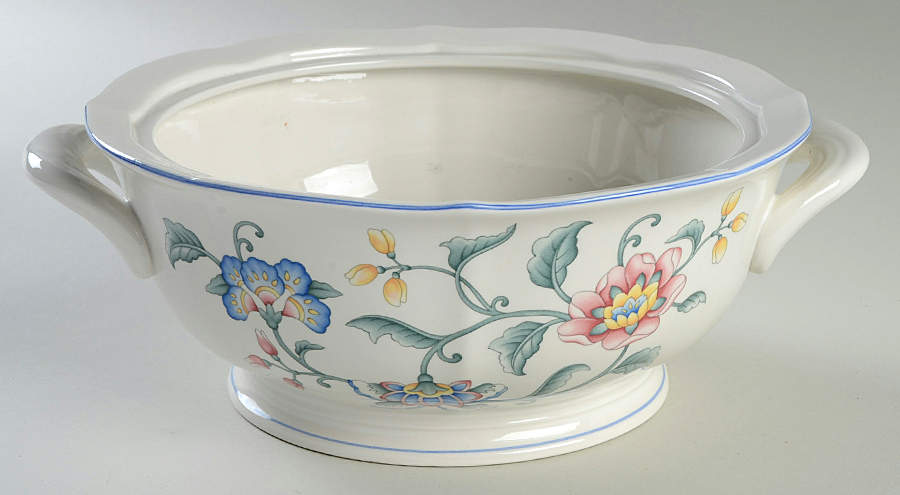 Delia Tureen No Lid by Villeroy & Boch-1