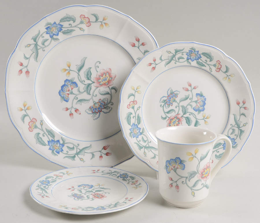 Delia 4 Piece Place Setting by Villeroy & Boch-1