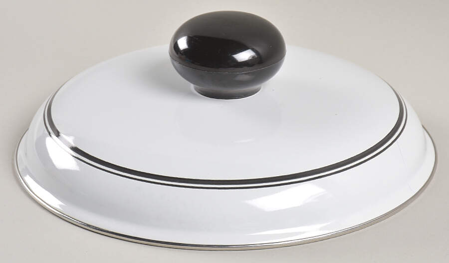 Design Naif Lid for 3 Quart Covered Metal Saucepan by Villeroy & Boch-1