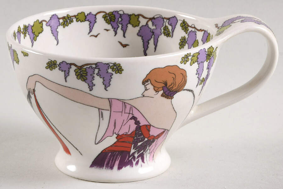 Design 1900 Footed Cup by Villeroy & Boch-1