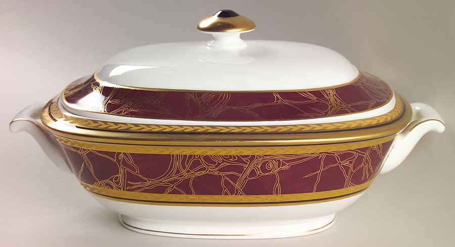 Empress Oval Covered Vegetable by Villeroy & Boch-1