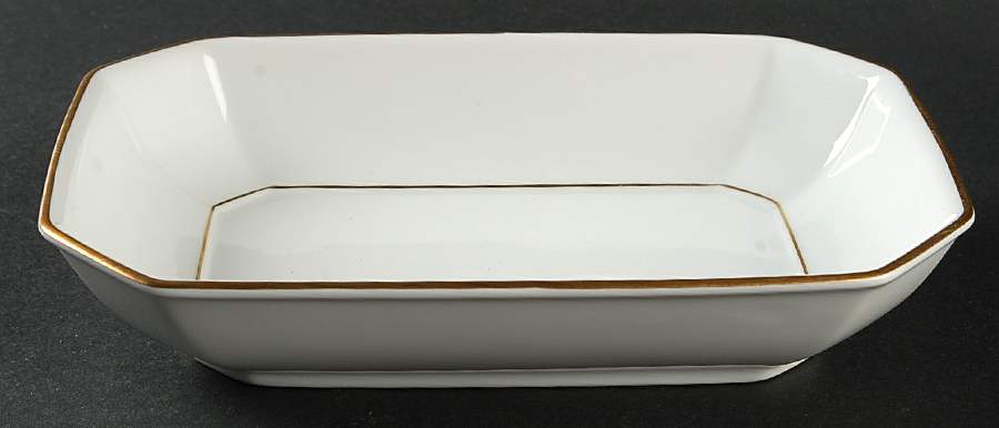 Facette Gold 8" Pickle Dish by Villeroy & Boch-1