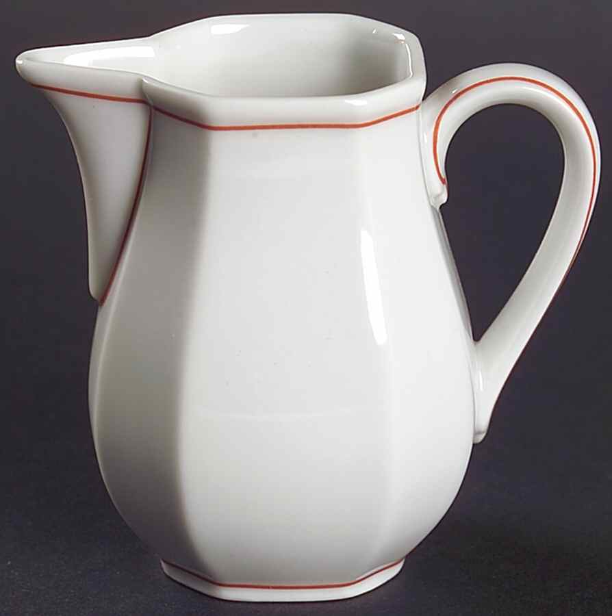 Facette Rouge Mini Creamer by Villeroy & Boch-1