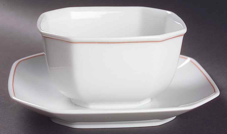 Facette Rouge Gravy Boat with Attached Underplate by Villeroy & Boch-1