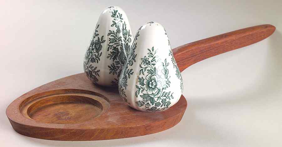 Fasan Green 3-Piece Condiment Set with Wood Stand by Villeroy & Boch-1