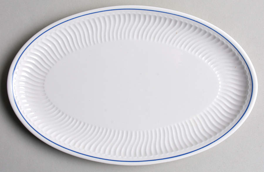 Filet Bleu Pickle Dish by Villeroy & Boch-1