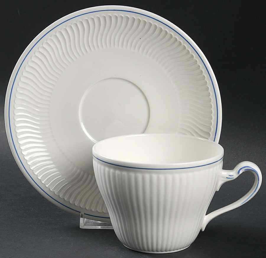 Filet Bleu Breakfast Cup & Saucer Set by Villeroy & Boch-1