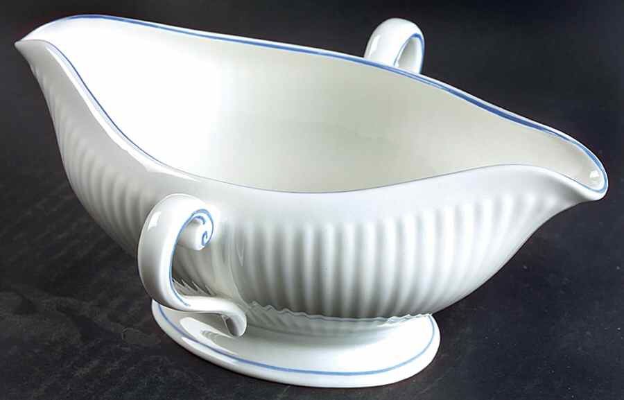 Filet Bleu Open Sauce Boat by Villeroy & Boch-1