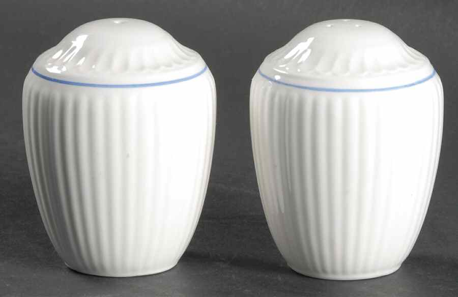 Filet Bleu Salt & Pepper Set by Villeroy & Boch-1
