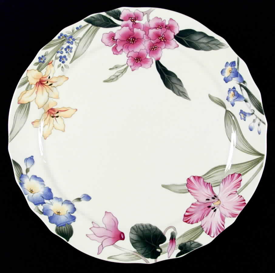 Flora Bella 13" Chop Plate (Round Platter) by Villeroy & Boch-1