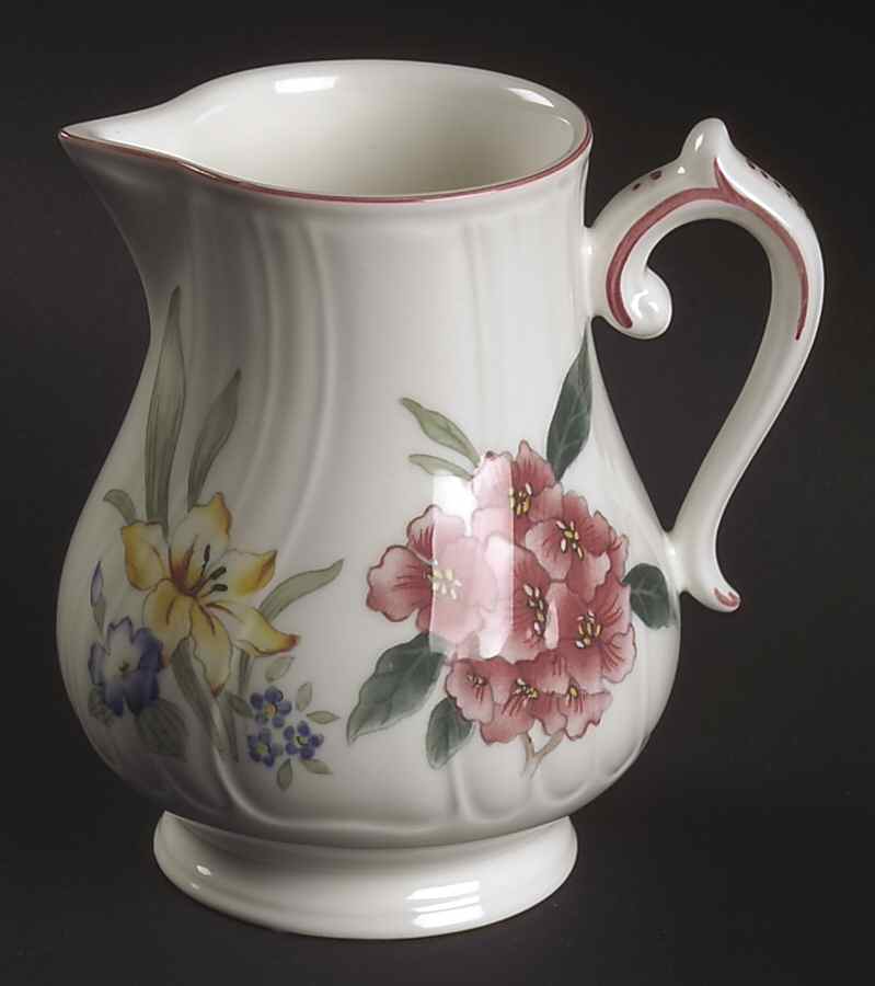 Flora Bella Creamer by Villeroy & Boch-1