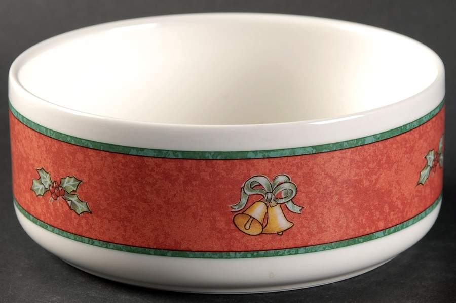 Foxwood Christmas 4" Candy Box No Lid by Villeroy & Boch-1