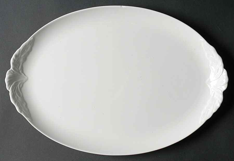 Foglia 14" Oval Serving Platter by Villeroy & Boch-1