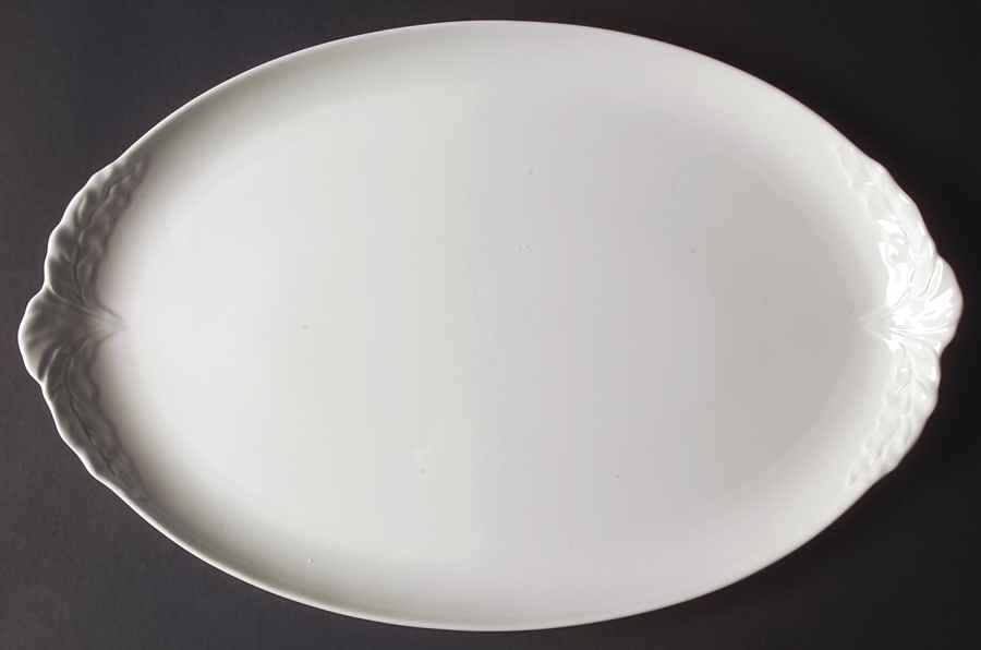 Foglia 18" Oval Serving Platter by Villeroy & Boch-1