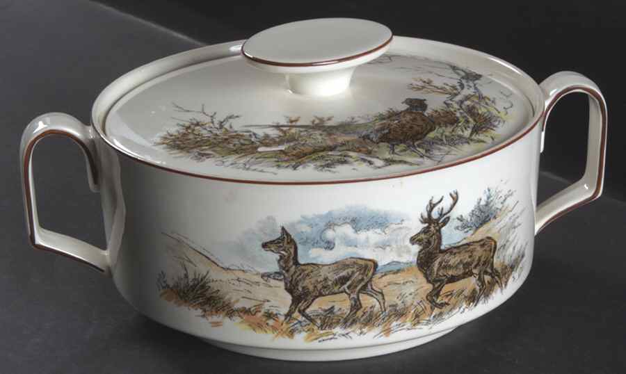 Fontainebleau (No Border, Brown Trim) Round Covered Vegetable by Villeroy & Boch-1