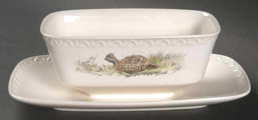 Fontainebleau (Raised Dots, No Trim) Gravy Boat with Attached Underplate by Villeroy & Boch-1
