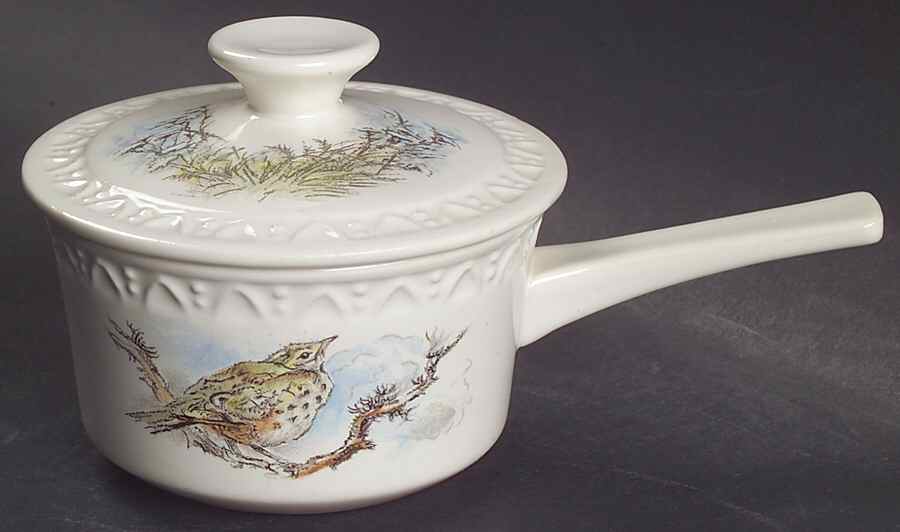 Fontainebleau (Raised Dots, No Trim) Butter Sauce & Lid by Villeroy & Boch-1