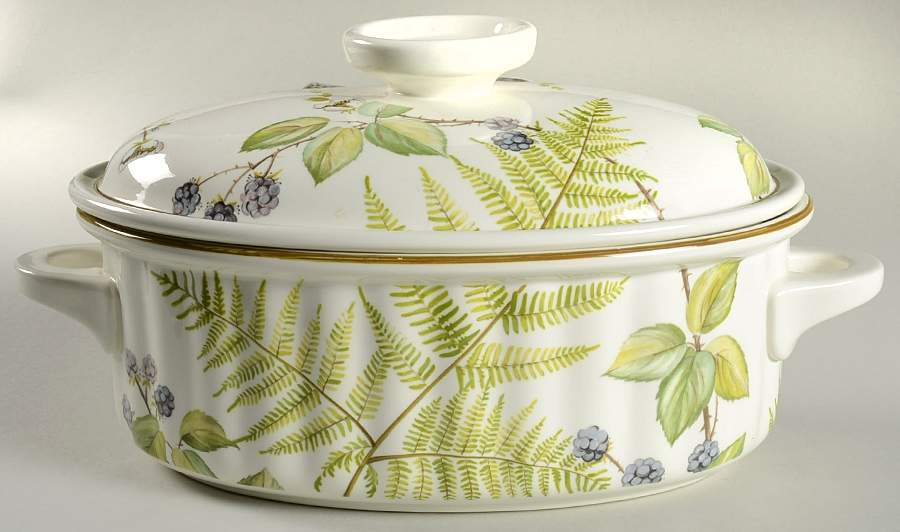 Forsa 3 Quart Oval Covered Casserole by Villeroy & Boch-1