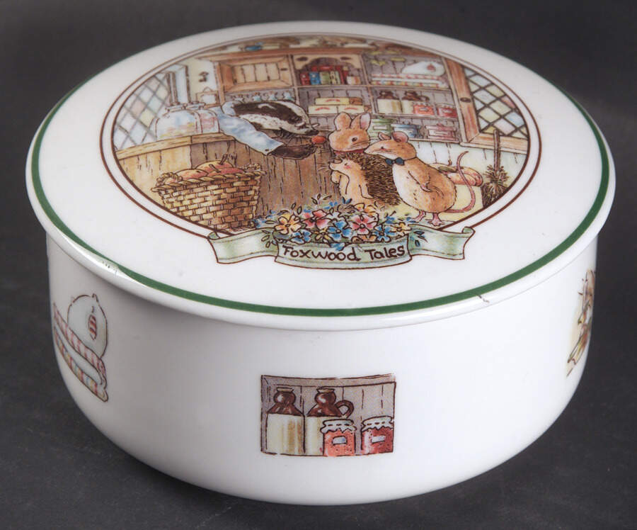 Foxwood Tales Medium Candy Box by Villeroy & Boch-1