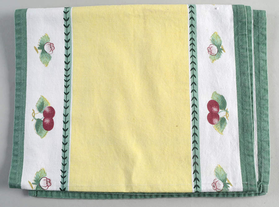 French Garden Fleurence 13" X 42" Cloth Table Runner by Villeroy & Boch-1