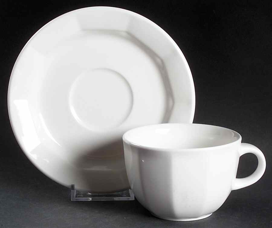 Geo Flat Cup & Saucer Set by Villeroy & Boch-1