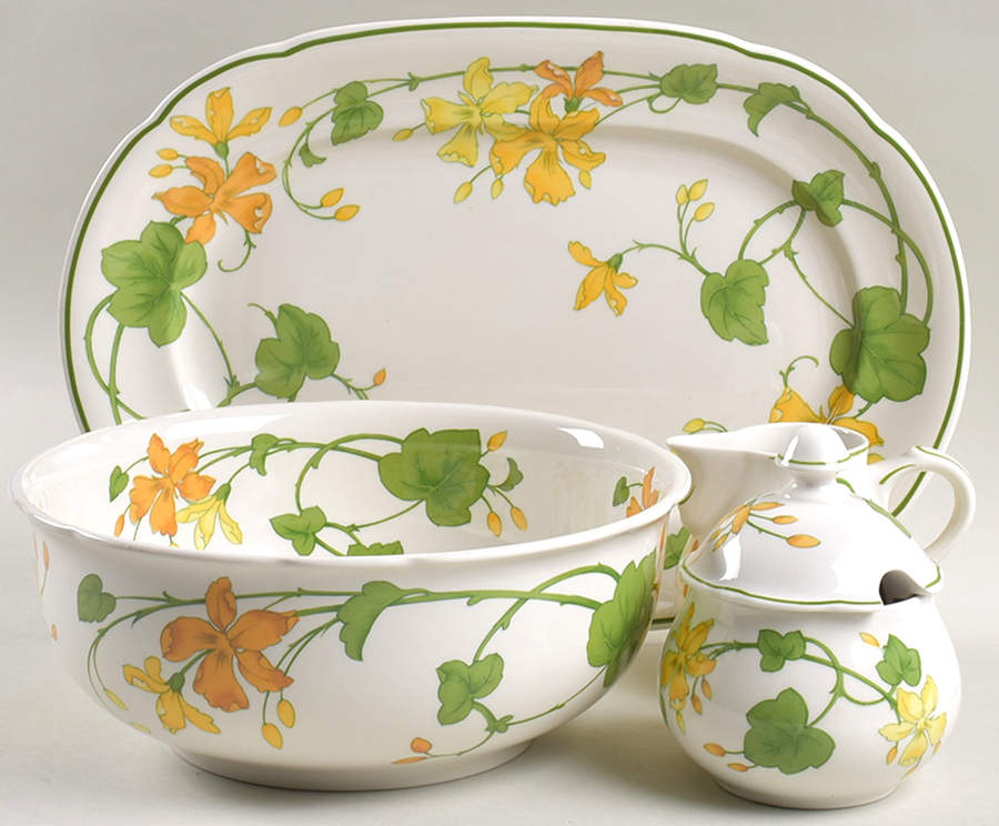 Geranium (Non Ribbed Rim) 5 Piece Hostess Set by Villeroy & Boch-1