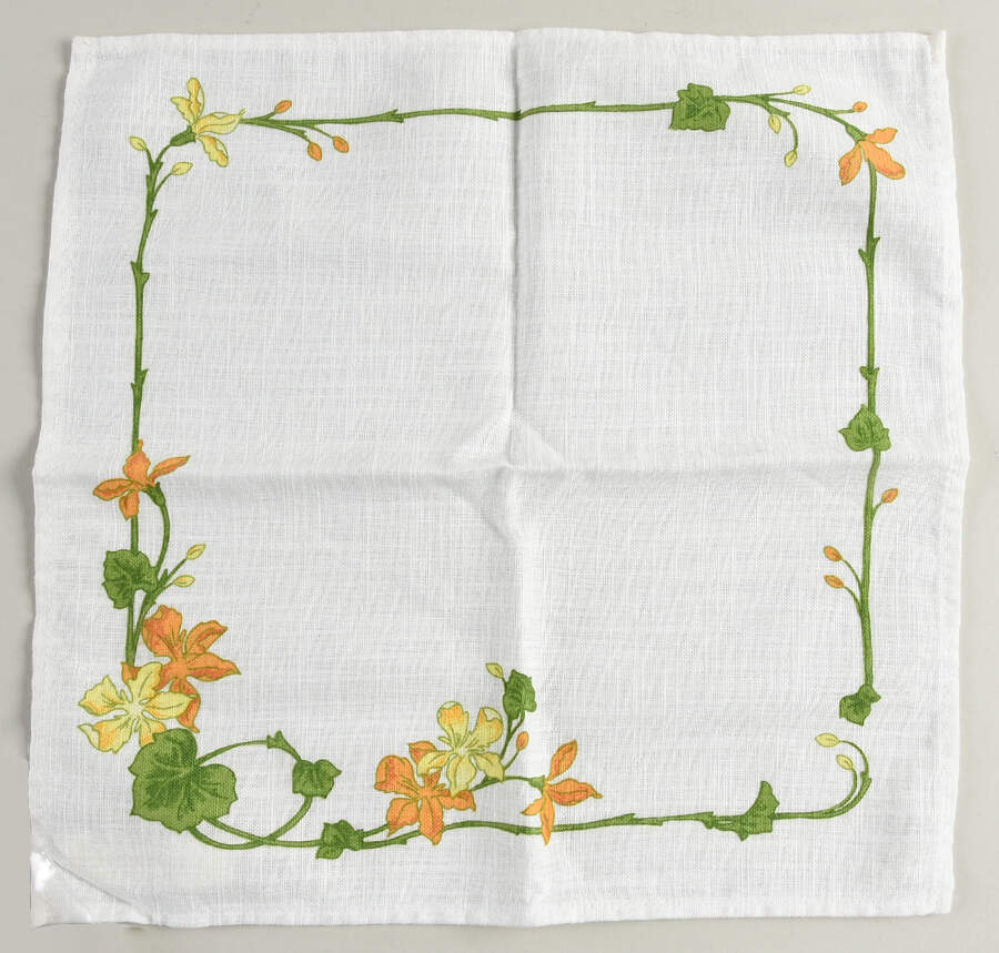Geranium (Non Ribbed Rim) Cloth Napkin by Villeroy & Boch-1