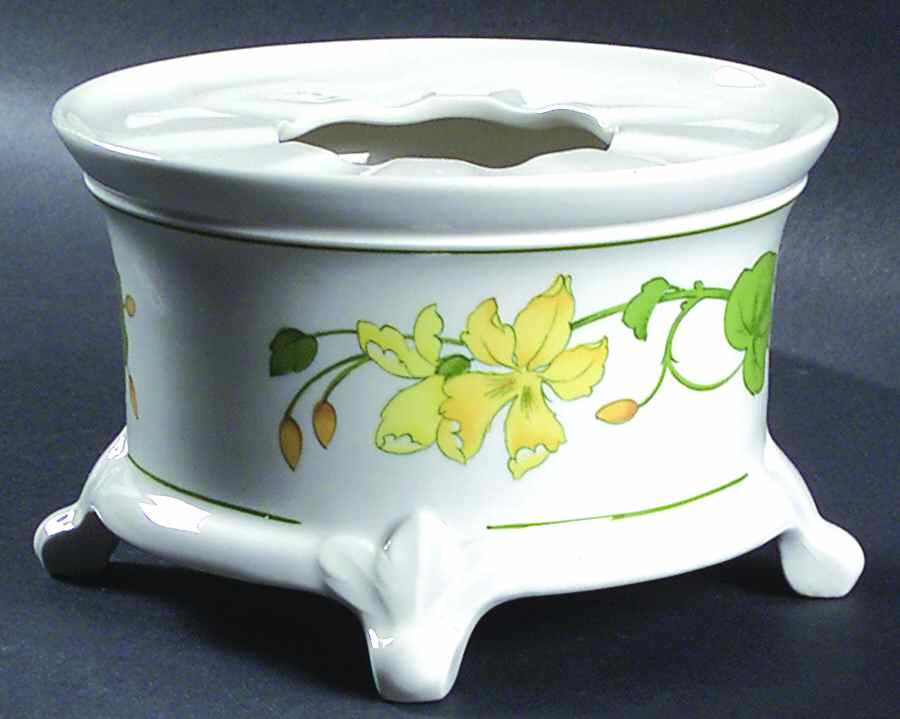 Geranium (Non Ribbed Rim) China Warmer Stand by Villeroy & Boch-1