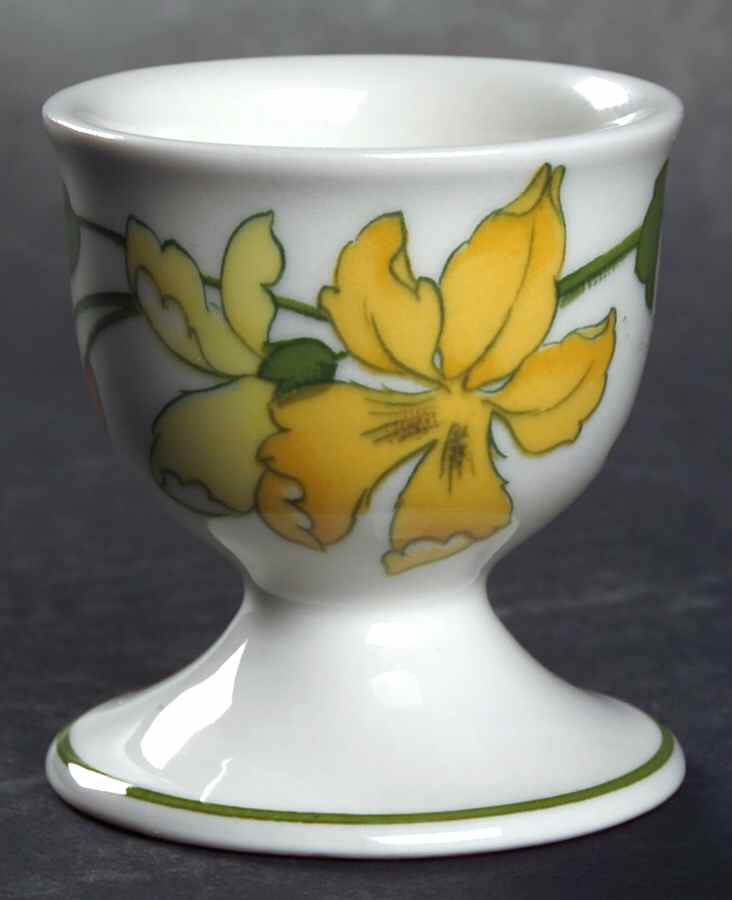 Geranium (Non Ribbed Rim) Footed Single Egg Cup by Villeroy & Boch-1