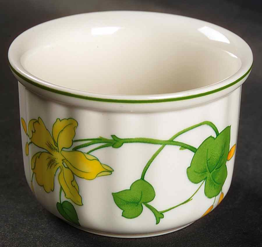 Geranium (Non Ribbed Rim) Ramekin by Villeroy & Boch-1