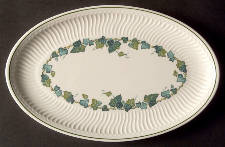 Green Park Pickle Dish by Villeroy & Boch-1